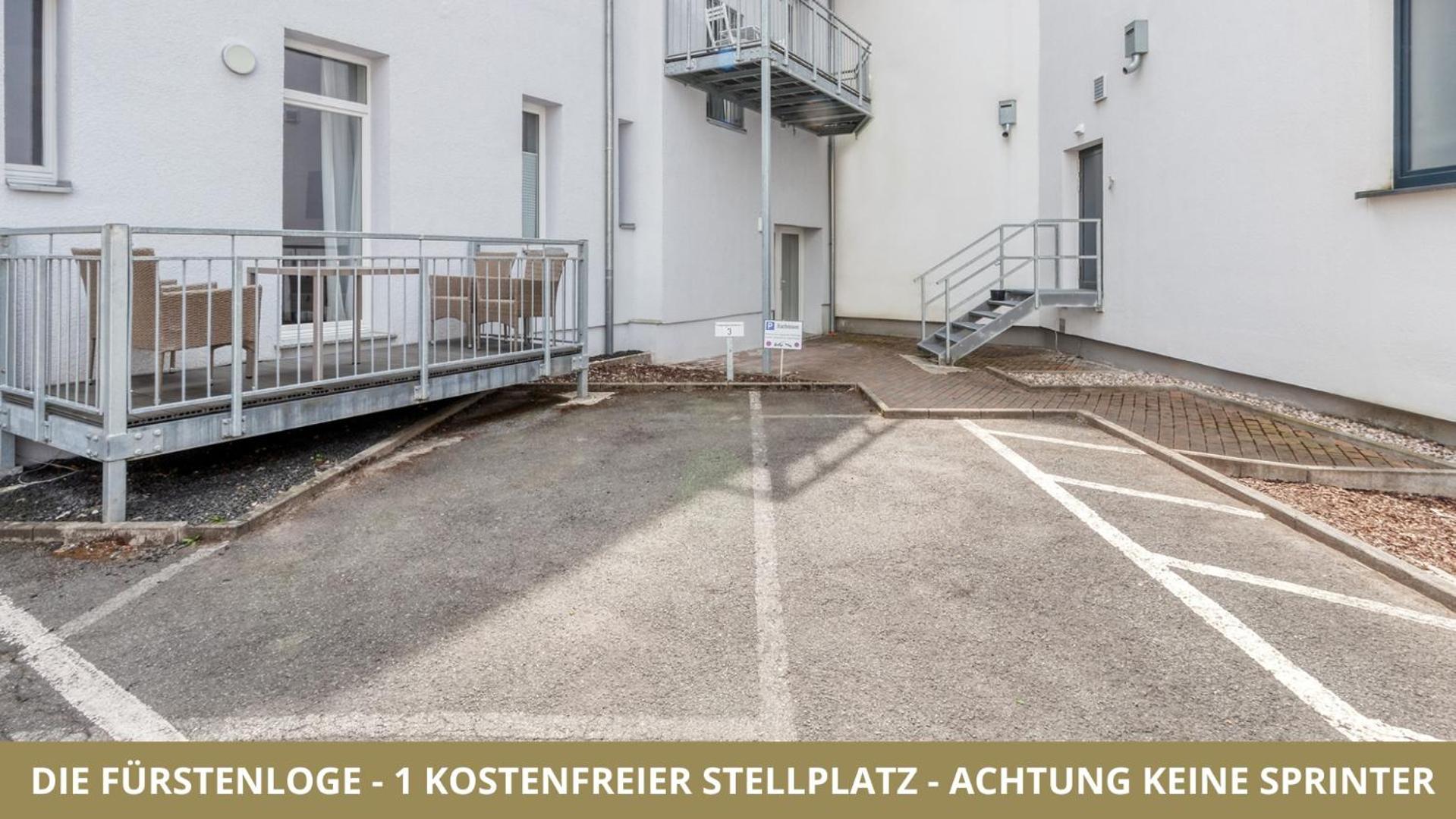 Neu Fewo Fuerstenloge 1-6 Pers Hinter Dem Markgraeflichen Opernhaus - 2 Schlafzimmer Mit Boxspringbetten 4 Einzel Oder 2 Doppelbetten, Balkon Und Einbaukueche, Barrierearm バイロイト エクステリア 写真